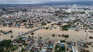 La Thaïlande prépare l’usage de drones pour accélérer les secours alors que les inondations frappent aussi la Malaisie et l’Indonésie