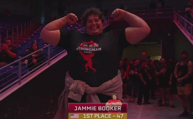 La "femme la plus forte du monde" déchue de son titre pour être née homme