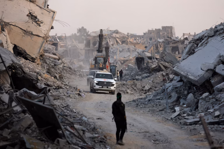 Le Hamas restitue à Israël le corps d’un soldat otage tué à Gaza (AP)