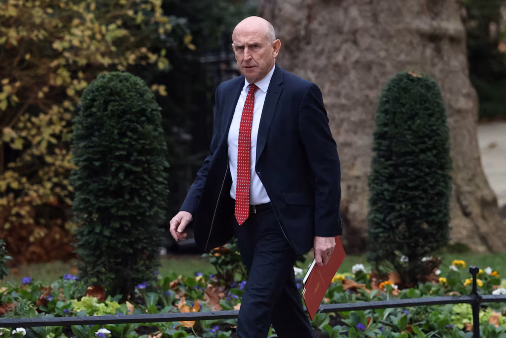 Le Royaume-Uni relance sa production d’armement avec un vaste plan d’usines de munitions (AP)