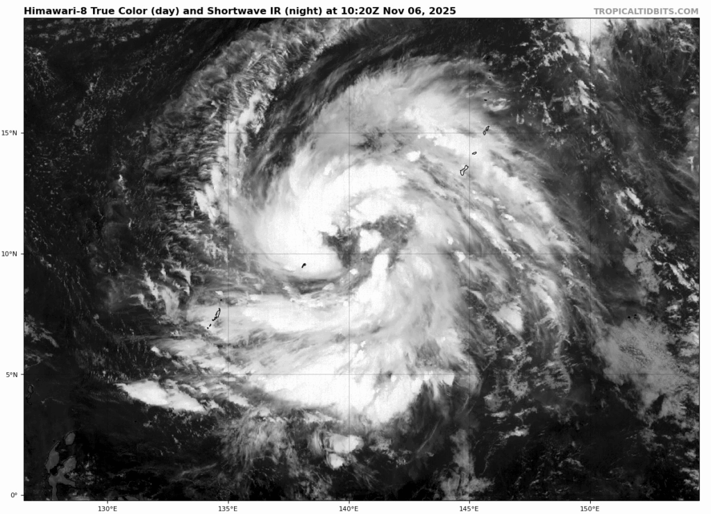 Les Philippines en état d’alerte maximale avant l’arrivée du typhon Fung-wong, proche du niveau de super typhon