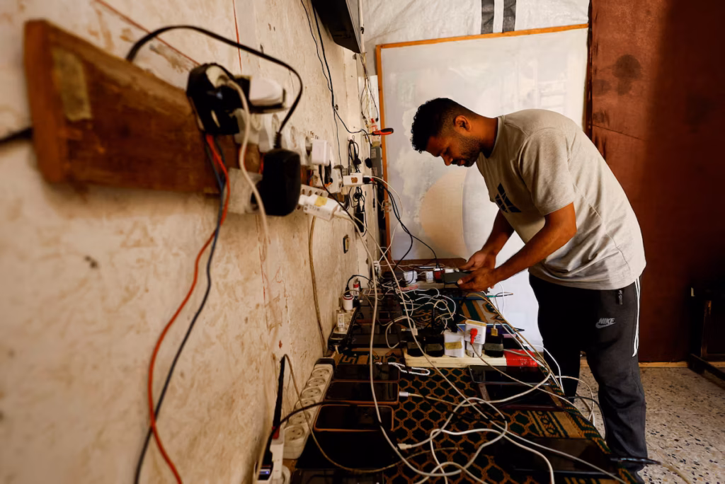 Malgré le cessez-le-feu, Gaza reste plongée dans le noir