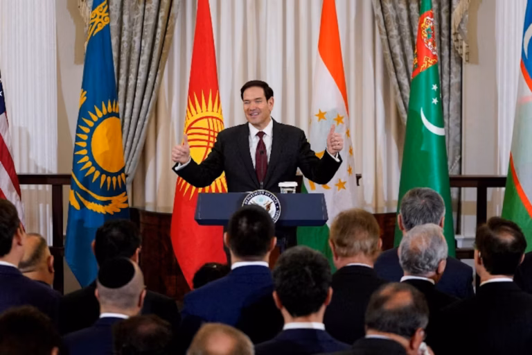 Marco Rubio prévoit une tournée diplomatique dans les cinq États d’Asie centrale en 2026 (AP)