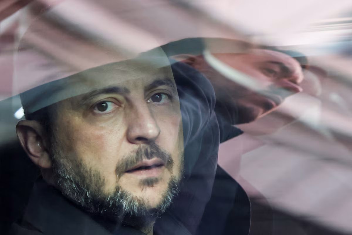 Zelensky affirme que des questions sensibles devront être discutées avec Trump (AP)