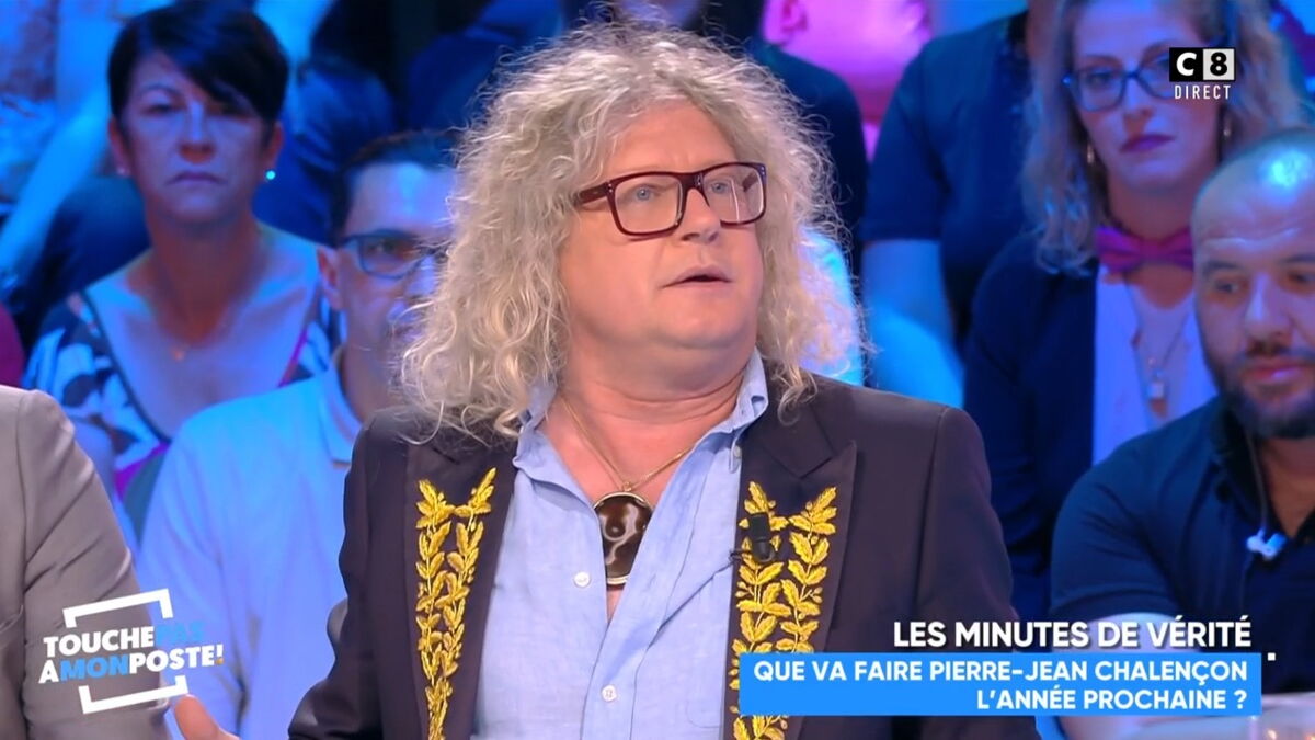 Pierre-Jean Chalençon vend son hôtel particulier 8 millions d'euros, mais reste redevable de 2 millions. (C8)