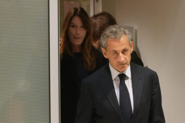 Nicolas Sarkozy: «Vos témoignages m’ont bouleversé et donné la force de supporter cette épreuve.» L’ex-président parle pour la première fois depuis sa mise en liberté