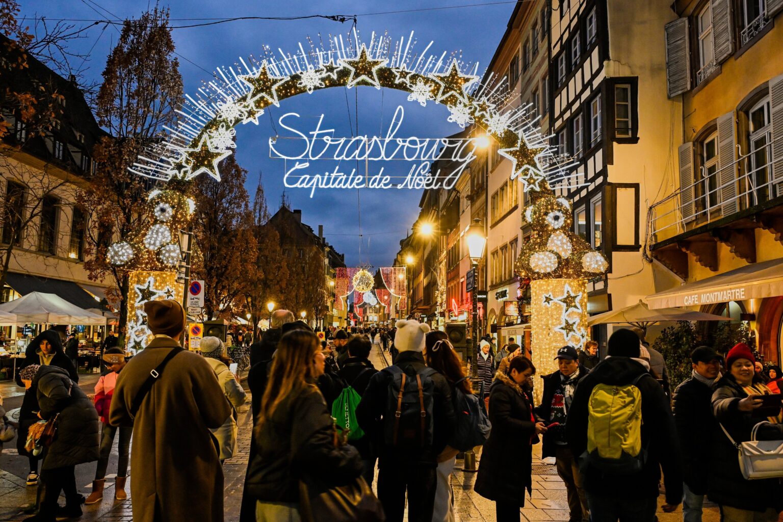 Strasbourg : une arme retrouvée près du marché de Noël, 7 ans après l’attentat de 2018. (AP)