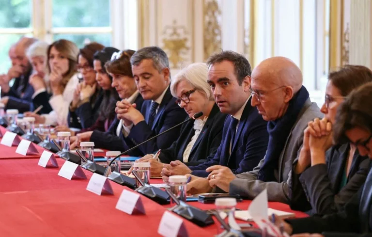 Budget 2026 : un Conseil des ministres exceptionnel ce lundi pour acter la loi spéciale