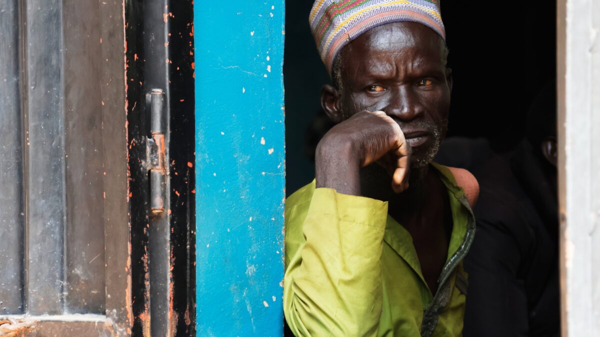 Libérés mais pas sauvés : 100 écoliers enlevés au Nigeria retrouvent la liberté, plus d’une centaine toujours aux mains des ravisseurs