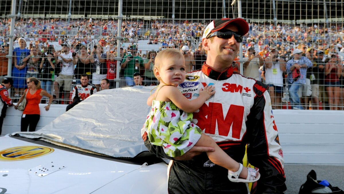Greg Biffle, ancien pilote de NASCAR, se tue avec sa femme et ses enfants dans un crash en Caroline du Nord. (AP)