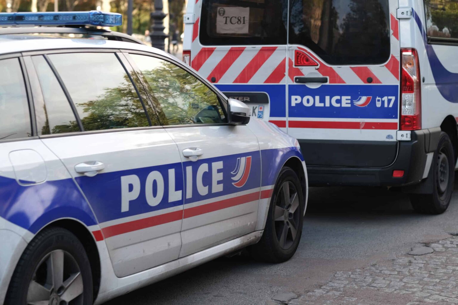 Paris, une femme retrouvée morte après une chute dans le 18e arrondissement, une enquête pour meurtre ouverte