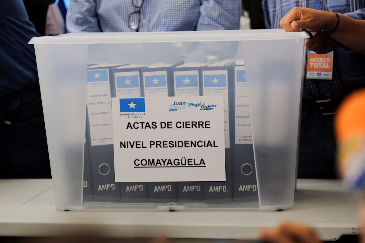 Au Honduras, la présidentielle toujours indécise après une semaine de dépouillement