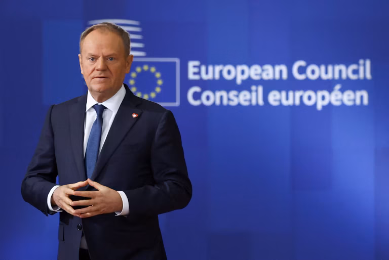 Avoirs russes gelés - l’UE scelle un accord pour financer un prêt à l’Ukraine (AP)