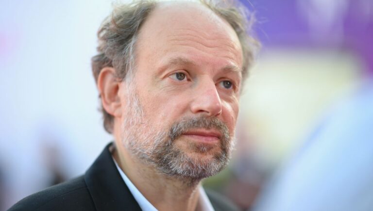 Denis Podalydès portrays François Mitterrand in an intimate mini-series on France 2