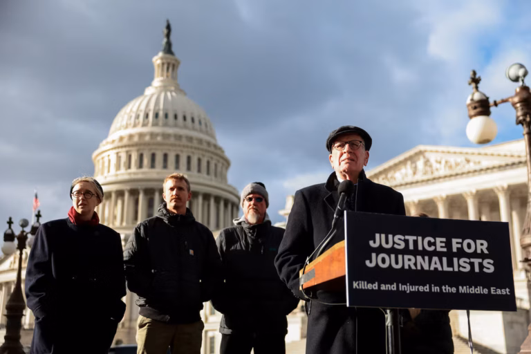 Des parlementaires américains affirment qu’Israël n’a pas tenu responsables les auteurs de la frappe de 2023 qui a coûté la vie à un journaliste