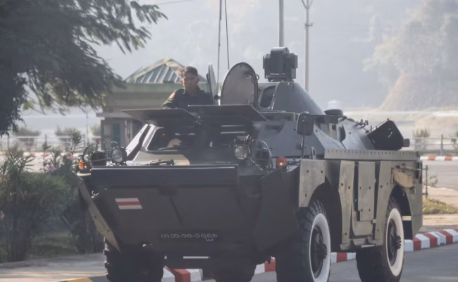 Le régime militaire birman libère plus de 6 100 prisonniers à l’occasion de l’anniversaire de l’indépendancer (AP)