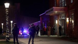 États-Unis : fusillade sur un campus américain, deux étudiants tués et une vaste chasse à l’homme