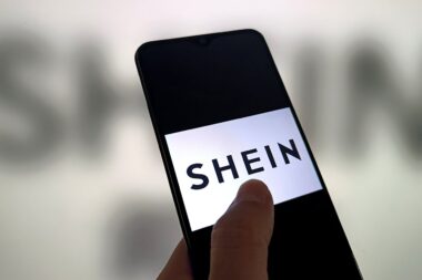 Shein : l'État ne demande plus une suspension totale de la plateforme