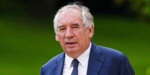François Bayrou hospitalisé à Pau après une grippe sévère