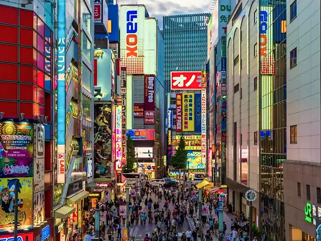 Japon : plus d'1,2 million de travailleurs étrangers attendus d'ici 2029