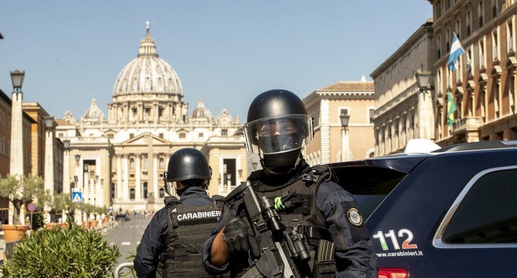 L’Italie arrête neuf personnes soupçonnées d’avoir financé le Hamas via des associations caritatives