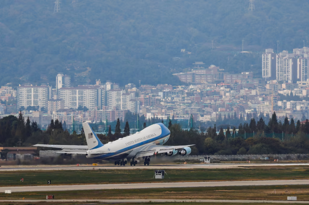 La livraison du nouvel Air Force One de Boeing à nouveau retardée (AP)