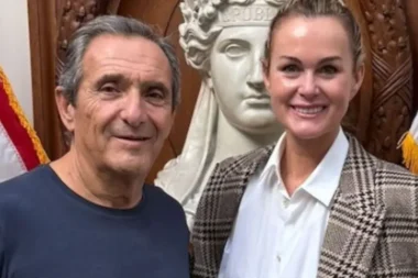Laeticia Hallyday vit une Saint-Sylvestre de rêve en Thaïlande avec son nouvel amour, Serge Varsano