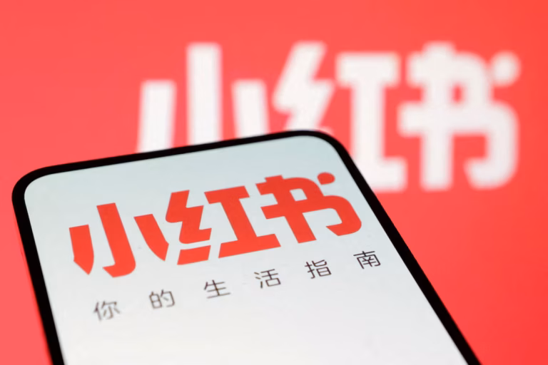 L’opposition taïwanaise accuse le gouvernement de censure après l’interdiction de l’application chinoise Rednote (AP)