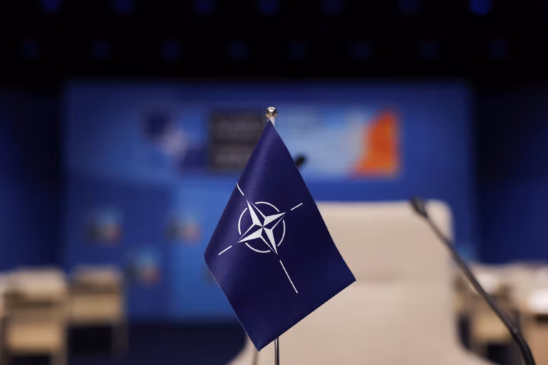 OTAN : Paris aux commandes du ciel et du sol alliés pour 2026-2027 (AP)