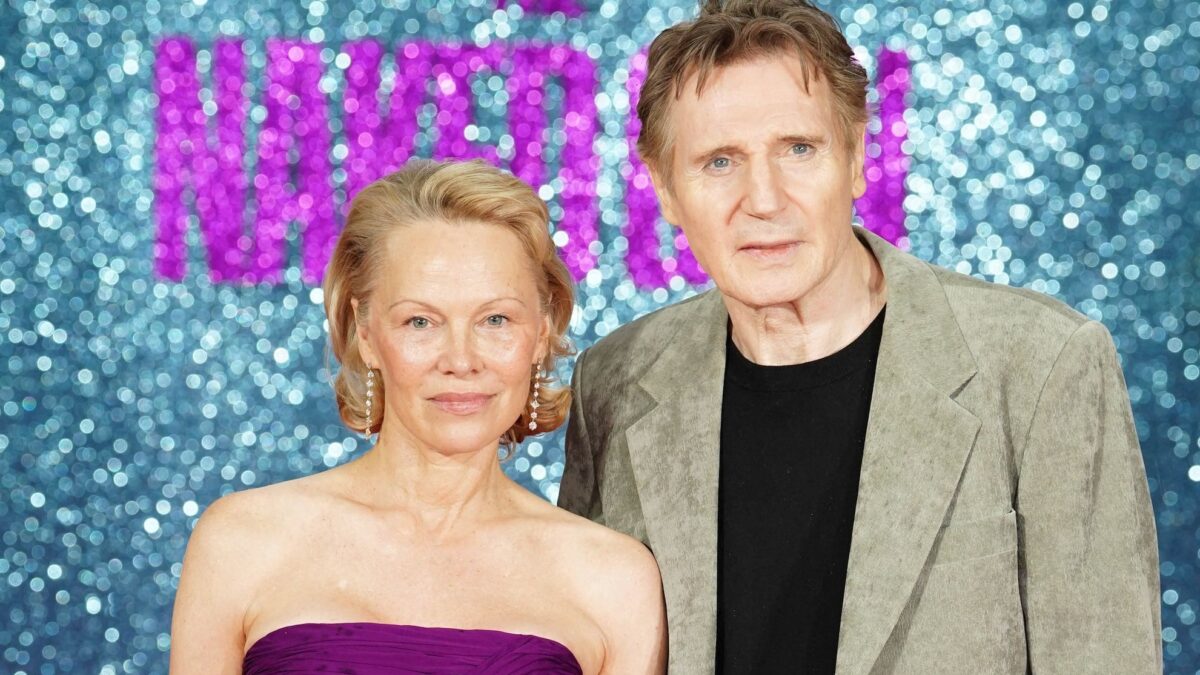 « Nos sentiments étaient réels » - Pamela Anderson révèle sa brève idylle avec Liam Neeson