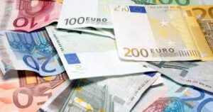 Bercy envisage de débloquer jusqu’à 2 000 euros d’épargne salariale pour relancer la consommation