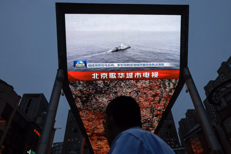 Taïwan et le Japon tirent la sonnette d’alarme face à un déploiement naval massif de la Chine en Asie de l’Est (AP)