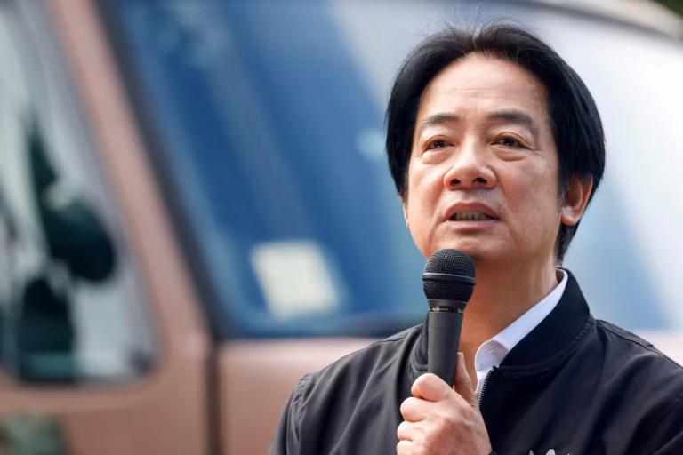 Taïwan - le Premier ministre refuse d’appliquer des plans de dépenses votés par l’opposition (AP)