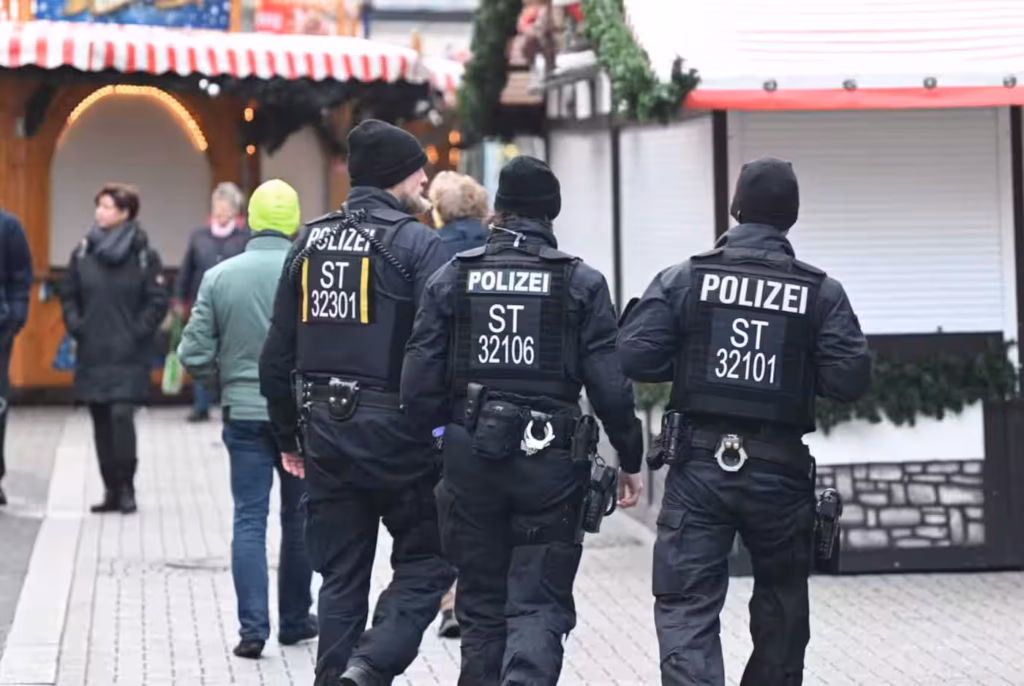Un étudiant polonais arrêté pour un projet présumé d’attentat sur un marché de Noël (AP)