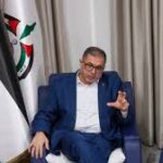 Un responsable du Hamas affirme que le mouvement est prêt à discuter d’un gel ou d’un stockage de ses armes (AP)