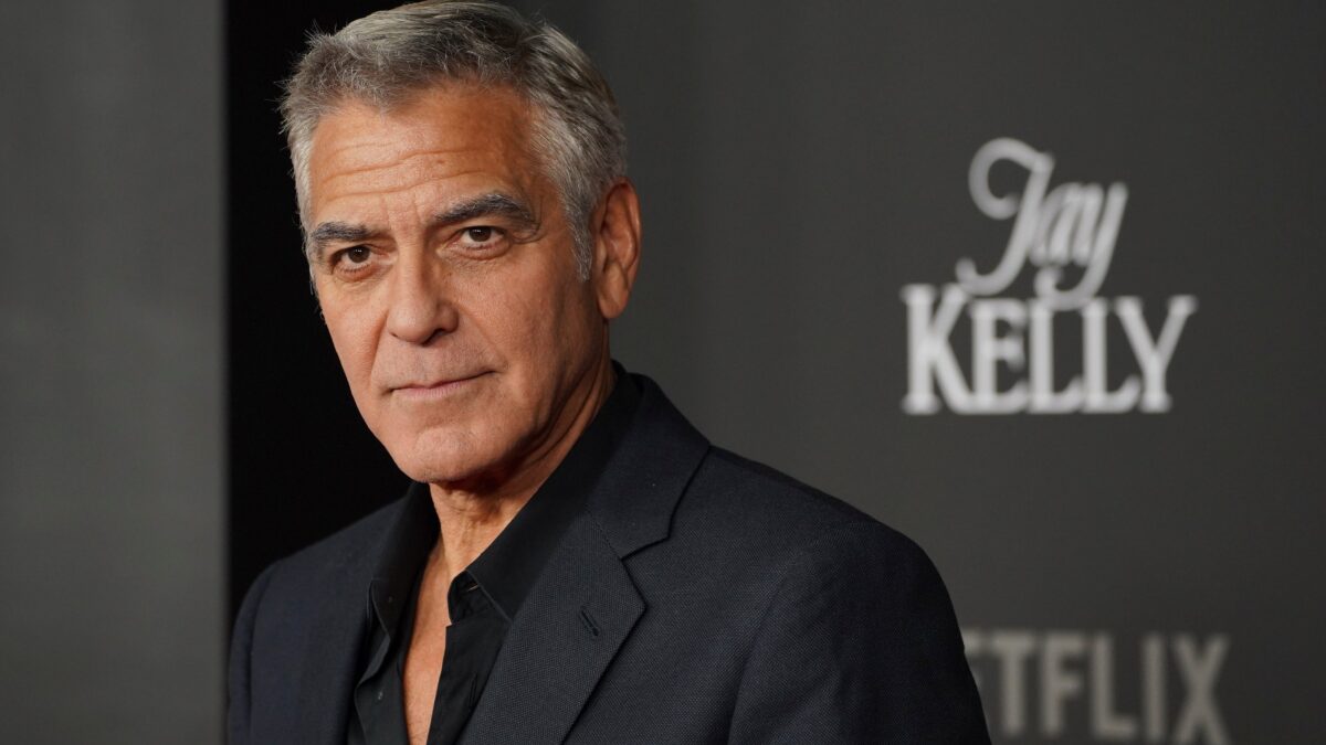 George Clooney annonce le décès de sa sœur aînée, Adelia Zeidler, à 65 ans. (AP)
