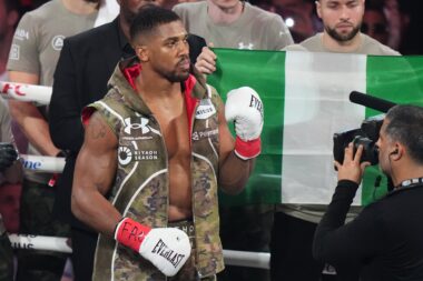Anthony Joshua: ses proches évoquent des blessures plus graves que prévu après l’accident au Nigeria