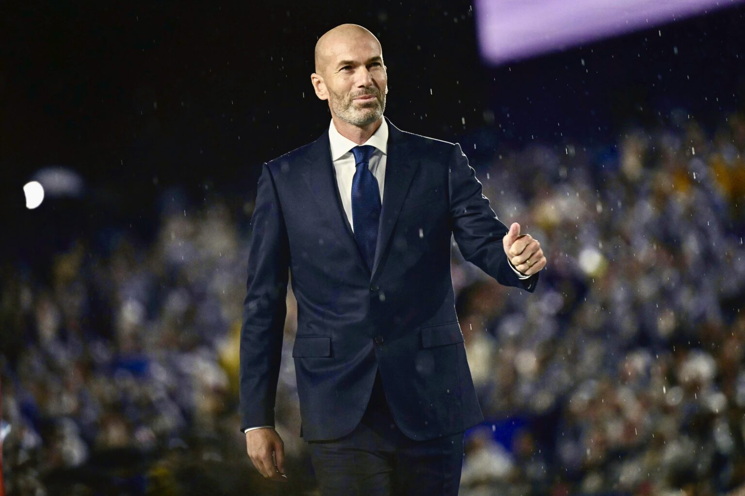 Zidane sur le point d’entrer dans le capital de l’Union Foot de Touraine : qu’en est-il vraiment ? (AP)