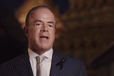 Crime organisé : nouveau mandat d’arrêt contre Raúl Rocha, copropriétaire de  Miss Univers, qui a pris la fuite