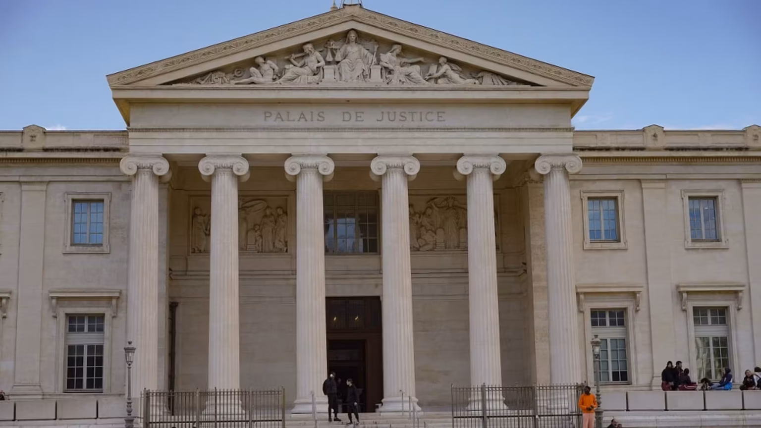 Marseille : deux agentes du tribunal mises en examen pour avoir aidé la DZ mafia