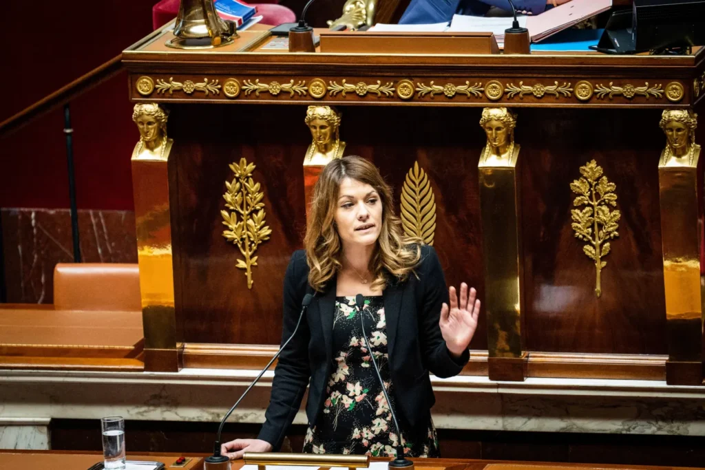 Le gouvernement renonce à augmenter les franchises médicales sous la pression des députés