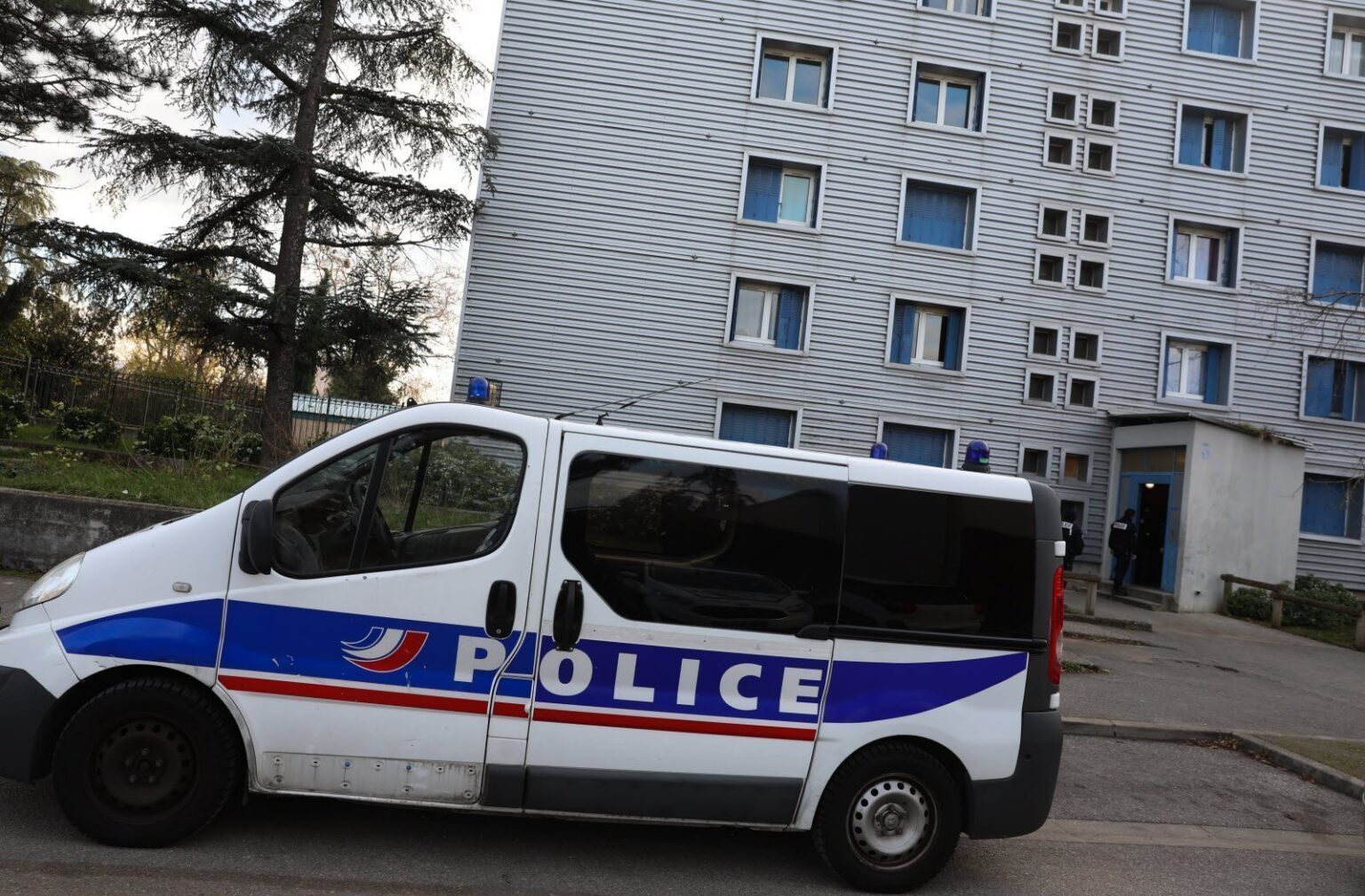 Lyon : 27 coups de feu tirés dans un point de deal à Oullins-Pierre-Bénite