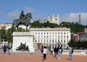 Recensement : la baisse du nombre d’habitants relance le débat municipal à Lyon