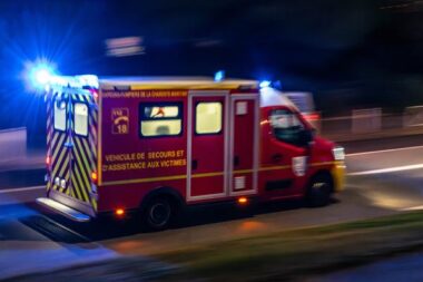 Accident nocturne à Sisteron : un conducteur de 18 ans hospitalisé dans un état critique