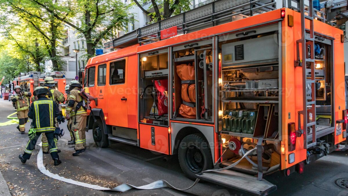 Allemagne : un incendie criminel visant plusieurs câbles prive 45 000 foyers d’électricité à Berlin