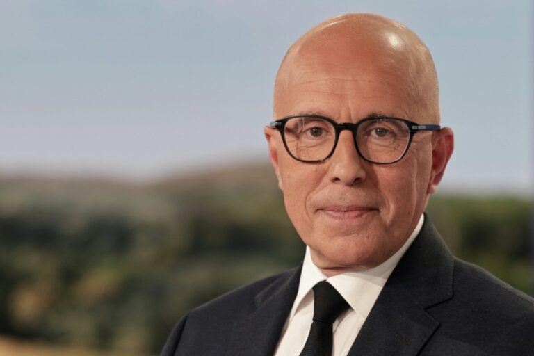 Verdacht auf sensible politische Akten: Éric Ciotti von der Polizei verhört