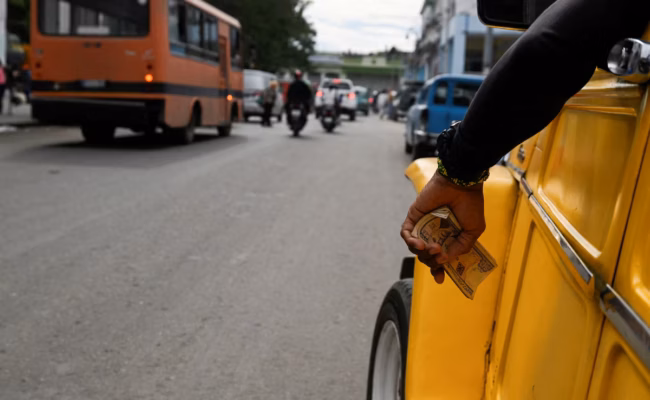 À Cuba, la pression américaine sur le Venezuela fait craindre une nouvelle aggravation de la crise énergétique (AP)