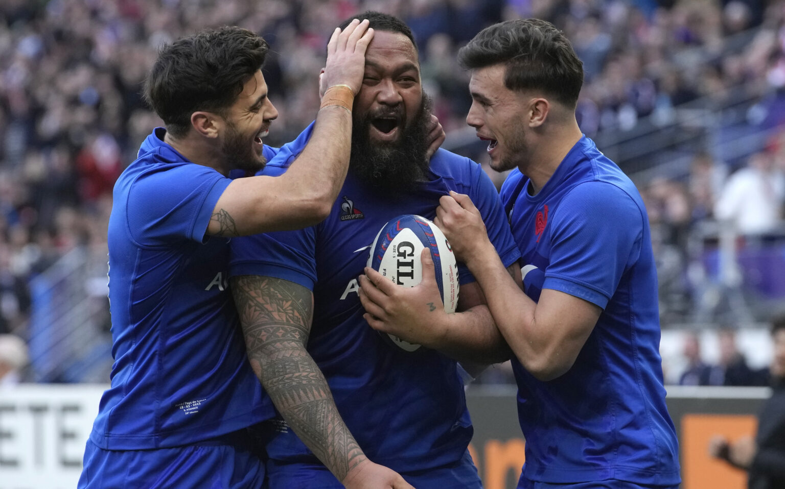 Rugby - Grave problème cardiaque pour le joueur du XV de France Uini Atonio, obligé d'arrêter sa carrière