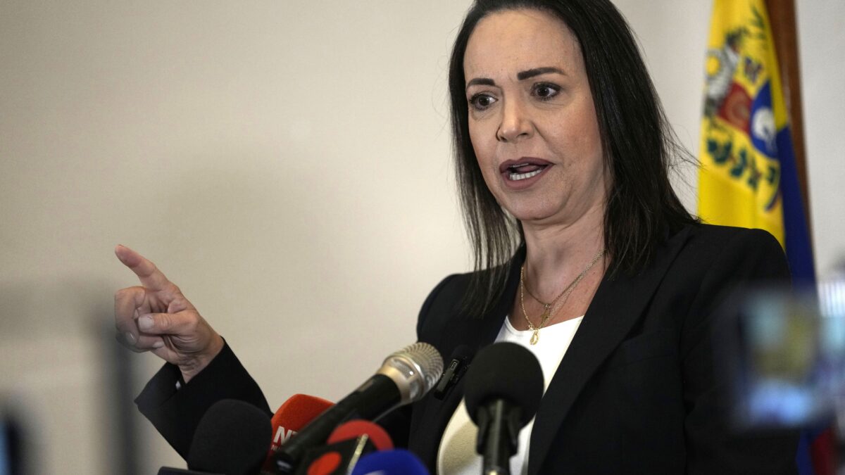 Maria Corina Machado, prix Nobel de la paix et opposante de Maduro, envisage un retour rapide au Venezuela. (AP)