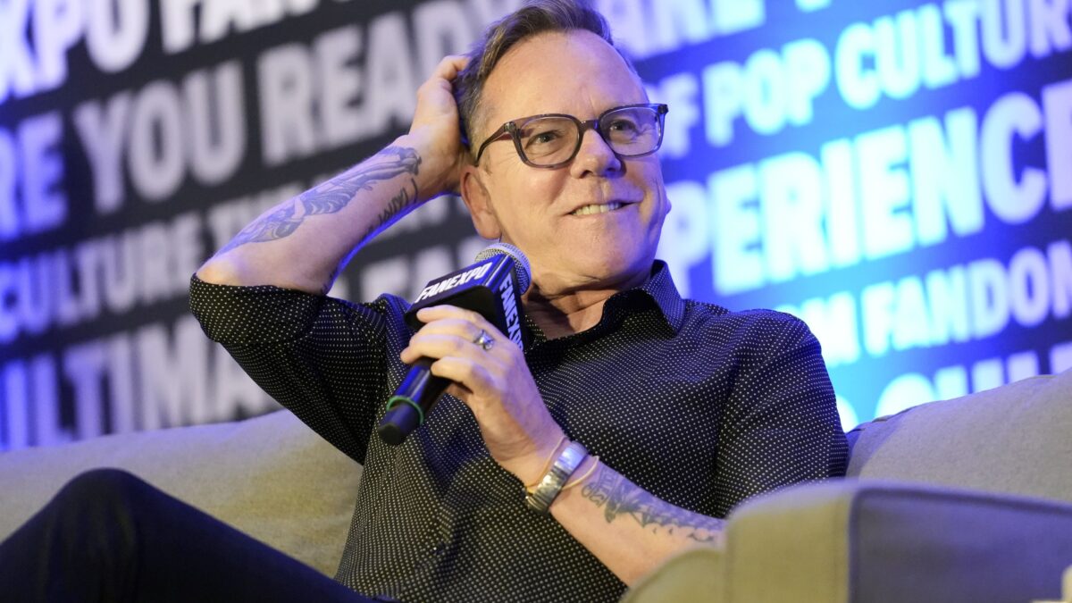 Kiefer Sutherland interpellé à Los Angeles après avoir agressé un chauffeur VTC. (AP)